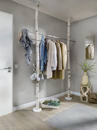 Bauhaus Einrichtungsideen Aus Birkenstammen Garderobe Diy Einrichtung Diy Kleiderschrank