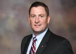 Robert Darling's Instagram, Twitter & Facebook