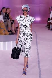 An emotional sifan hassan defends herself and says she is a clean athlete after her coach alberto an emotional sifan hassan defended herself after winning 1500m world championship gold, saying. How Kate Spade New York Honored Its Founder S Sparkle At New York Fashion Week 2018 Glamour
