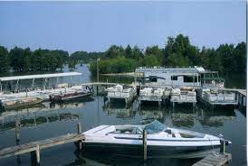 Located in central south carolina, lake marion is south carolina's largest lake. Lakeside Marina Boat Rentals Santee Cooper Golf