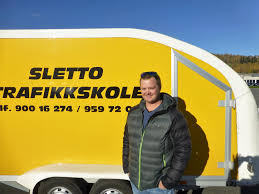 Vi gratulerer Tom Brekke med...