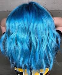 Of course, the blue will outshine the black, leaving you with a spectacular combo. Dark Blue Hair How To Get This Darker Hair Color In 2021