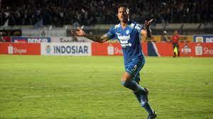 Luiz harus menjalani trial bersama persib sebelum akhirnya dikontrak manajemen persib. Wander Luiz Takkan Berpaling Hati Dari Persib Bandung Goal Com