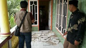 We did not find results for: Duarrr Lantai Rumah Tiba Tiba Terangkat Sriwijaya Post