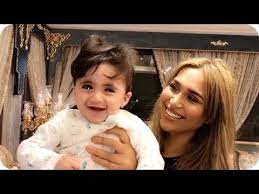 شوفوا سسوت خلود الصغيرة بالمناديل الورقية baby face youtube necklace