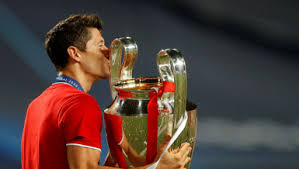 Check spelling or type a new query. Robert Lewandowski Nin Ruya Sezonu Her Kulvarda Kral Fotomac