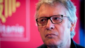Il y décrit aussi sa vie. Que Devient Thierry Rey L Ex De Claude Chirac Gala