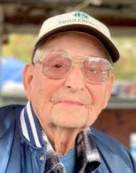 Peggy Rittenhouse's Instagram, Twitter & Facebook