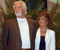 After that, he married wanda miller on 1st june 1997. Kenny Rogers Once Admitted He Regrets Being Selfish To His Older Kids