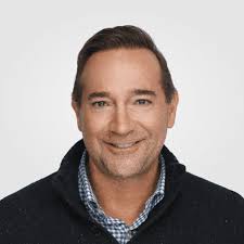 Ralph Bernard's Instagram, Twitter & Facebook