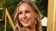 Nikki Glaser's favorite beauty products includes The Ordinary's  glow-giving, mega hydration serum. Shop Golden Globes host Nikki's beauty  go-tos.