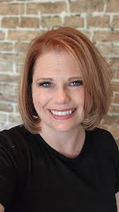 Hello! My name is Natalie. I'm a registered Dietitian with a certification  in Gut Restoration from the Health Sciences Academy. Over the past couple  of years, I've dedicated myself to understanding the