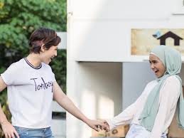 Nur fazura, ashraf sinclair, sazzy falak and others. Gol Dan Gincu 2 Full Movie