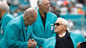 Don Shula At 90 His Wife Says He Has A Beautiful Life Nfl Hall Of Fame Nfl History Nfl