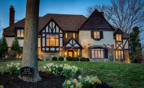 Home For Sale Comey Shepherd 222 Oliver Rd Wyoming Oh Mls 1528420 Real Estate House Search Property Search