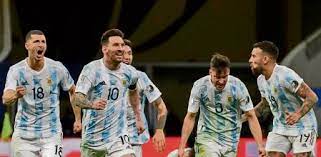 Varios jugadores de brasil y argentina tuvieron un cruce en el segundo tiempo de la final de la copa américa. R Jv9xmqvxk Pm