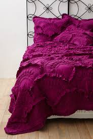 Rivulets Quilt Magenta Bedrooms Home Anthropologie Bedding
