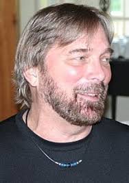 Online literary journal pioneer to encourage online presence