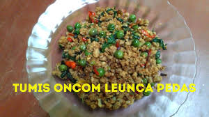 Cicipi dan jika sudah terasa pas, matikan kompor salah satu resep leunca yang sebenarnya cukup populer di indonesia adalah tumis oncom leunca. Resep Tumis Oncom Leunca Kemangi Pedas Masakan Sederhana Masak Mudah Dan Enak Youtube