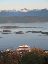 Molde is a town in møre og romsdal situated at the north shore of the molde fjord where it enjoys one of the best locations in norway. Molde Travel Guide At Wikivoyage