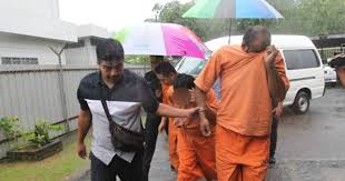Itu respons pelakon dan usahawan, boy iman atau nama lengkapnya, norul iman abdul rahman tentang pengumuman rasmi penarikan. Boy Iman Three Others Remanded Over Rm6 2 Mil Property Scam Probe