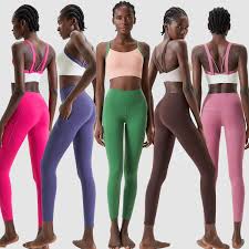 2024 Premium Sex Back Sports Bras Yoga Sets High Waist Leggings Gym Suits  Two Tone Crop Tops Light Weight Fitness Gym Wear