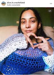 What to crochet with size 4 yarn and 8mm hook?