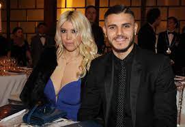 The first or maternal family name is da silva and the second or paternal family name is santos. Constantino Parente Who Is Wanda Nara Wife Of Inter Milan Ace Mauro Icardi Who Was Married To Argentina Team Mate Maxi Lopez Constantino Parente