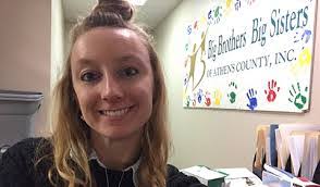 Carrie Ramage's Instagram, Twitter & Facebook