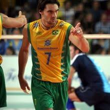 É importante dizer que isso não é necessariamente é ruim. O Site Oficial Do Capitao Poses De Volei Volei Masculino Volei Brasileiro
