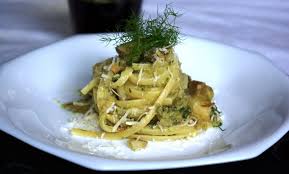 D a partire dalla raccolta del finocchietto fino all'etichettatura, in questo video potrete vedere tutti i passaggi della preparazione eseguiti. Linguine Con Crema Di Carciofi E Finocchietto Selvatico Ricetta Cibo Etnico Carciofi Linguine