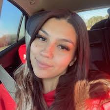 destiny👑 (@destinyyrenae)