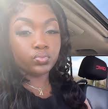 Lisa Mardis's Instagram, Twitter & Facebook