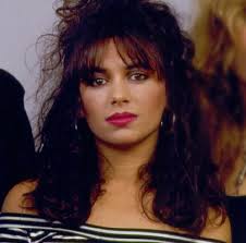 Natasha Leggero tll Susanna Hoffs : r/totallylookslike
