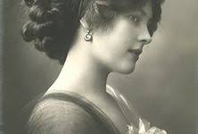 Lady Ashburton (1866-1904), née Mabel Edith Hood.