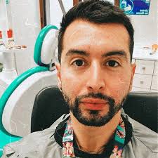 Dr. Esteban Pardo Lezana