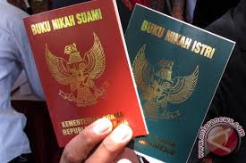 Edit buku nikah kosong percikan iman online. Menikah Tapi Tak Punya Surat Nikah Kok Bisa Antara News