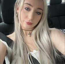 What are some good easy hikes in Helen, GA?