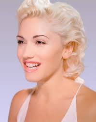 Gwen stefani loves a glam look and is rarely seen without a bold lip. Gwen Stefani Natural Makeup Singer Who Usually Has Dark Flickr