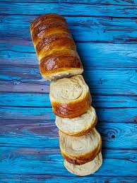 Bread is made from flour with a high protein content, often. Bdo9j2mxnpte9m