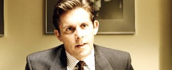 Did anyone know that Kenny Bania (Steve Hytner) was in the movie “In The  Line of Fire” with Clint Eastwood? He played a tech geek trying to trace  the bad guys phone.