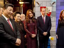 UK, attends London banquet ...