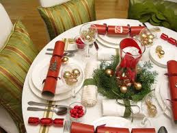 17 cute and easy christmas table decorations. Christmas Decorations 5 Ways To Decorate Your Holiday Table On A Budget Christmas Table Decorations Christmas Table Centerpieces Christmas Table Settings