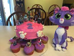 Puppy Dog Pals Cake And Cupcakes Girl Birthday Cupcakes Trolls Birthday Party Birthday Party Celebration