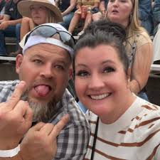 Fundraiser for Wendi Lee by Brenda Peterson : Rob & Wendi Lee