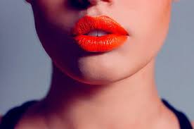 Resultado de imagem para maquiagem 2017 tendencia