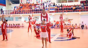 En 1962 los equipos nacionales representaron a república dominicana en los juegos deportivos centroamericanos y del caribe, llevados a cabo en la ciudad de kingston, jamaica. Finalizan Viii Juegos Escolares Deportivos Nacionales Tirapiedras