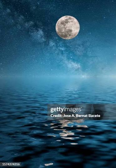 1,480 Full Moon In Blue Water Stock Photos, High-Res Pictures, and Images -  Getty Images