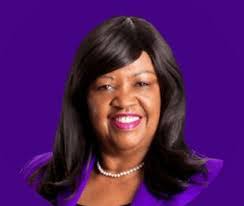 Lindsey Grier's Instagram, Twitter & Facebook