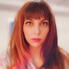 La youtuber nath campos ha encontrado en las redes sociales la plataforma ideal para destacar sus talentos, habilidades y vulnerabilidades, aspectos que la estudié para ser actriz, siempre pensé que eso era una posibilidad o hacer música, porque toda mi familia es de la música (nath es hija de kiko. Gloria Aura Llevara El Abuso Sexual Que Sufrio Su Hermana Nath Campos A La Telenovela Que Le Pasa A Mi Familia Infobae